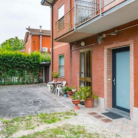 Stile E Comfort In Citta Con Wi-Fi Carpi Esterno foto